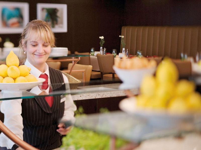 Movenpick Hotel Frankfurt City galeri fotoğrafı