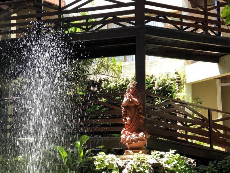 El Aram Imira Beach Resort