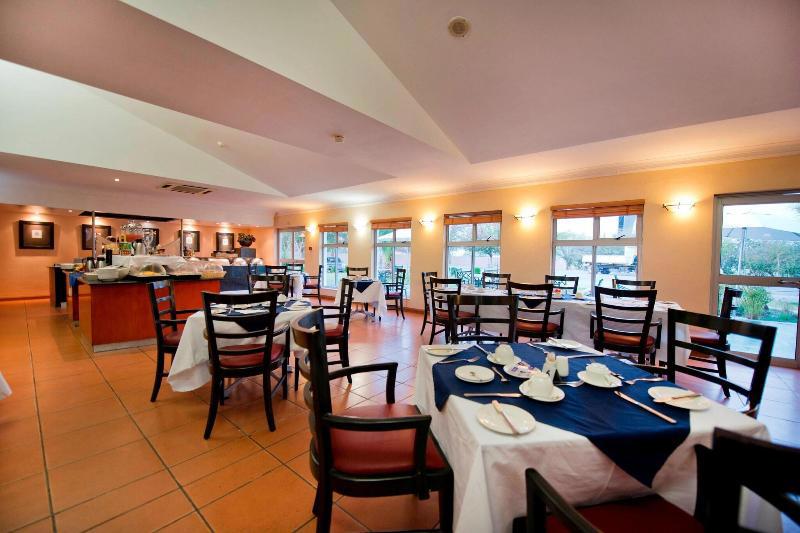 Protea Hotel By Marriott Ondangwa