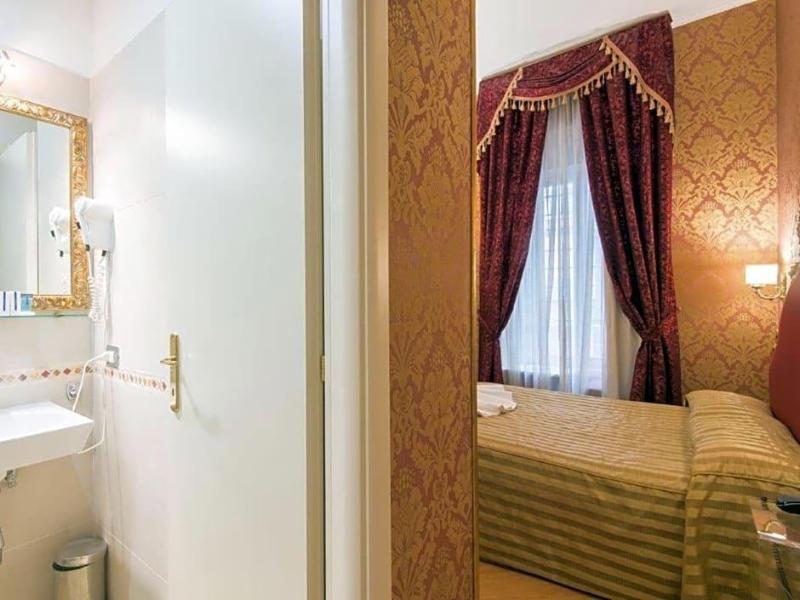 Domus Colosseo Hotel galeri fotoğrafı