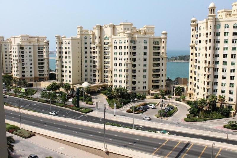 Royal Club Palm Jumeirah by Royal Vacation Homes Rental
