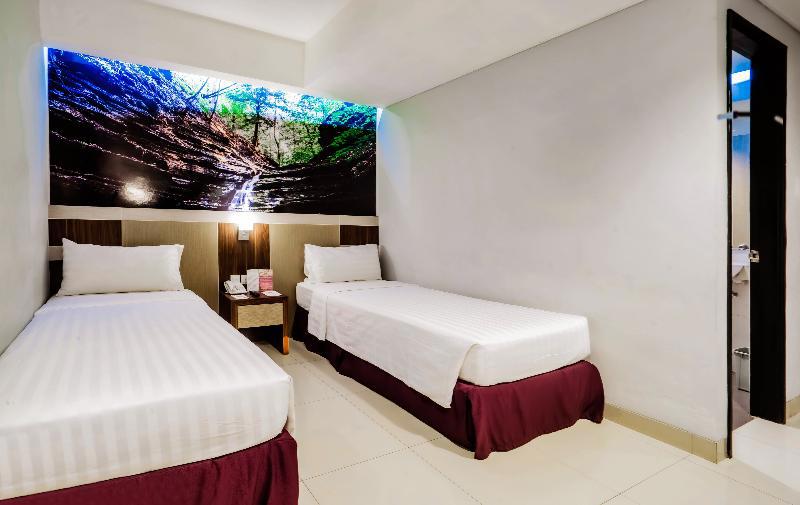Aston Ketapang City Hotel