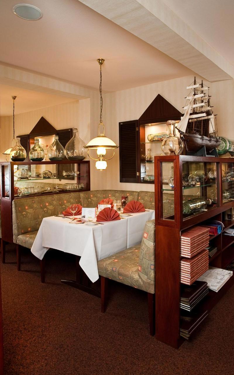 Landhotel Butjadinger Tor fotoğrafı