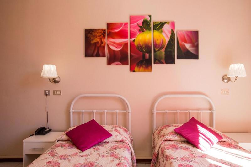 Hotel Arcoveggio fotoğrafı