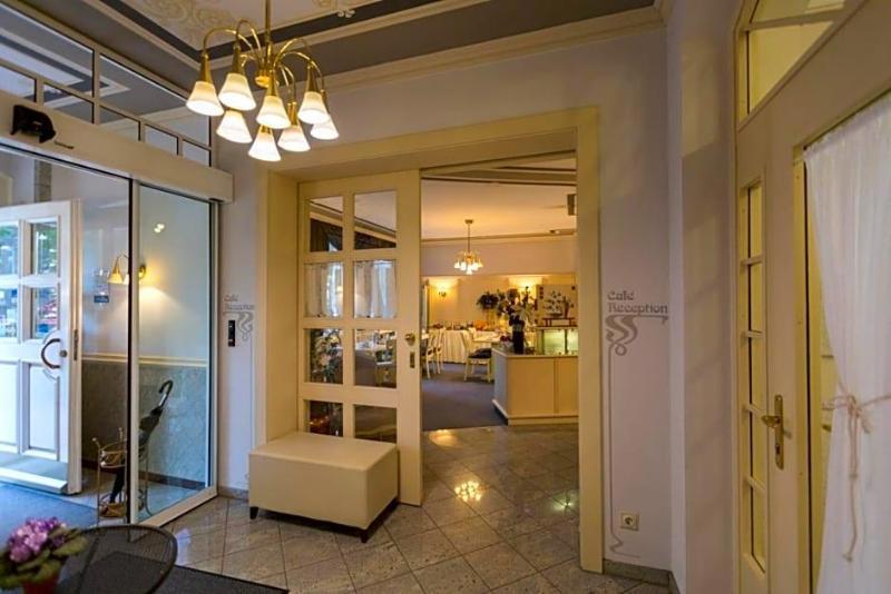 Hotel Burghof galeri fotoğrafı