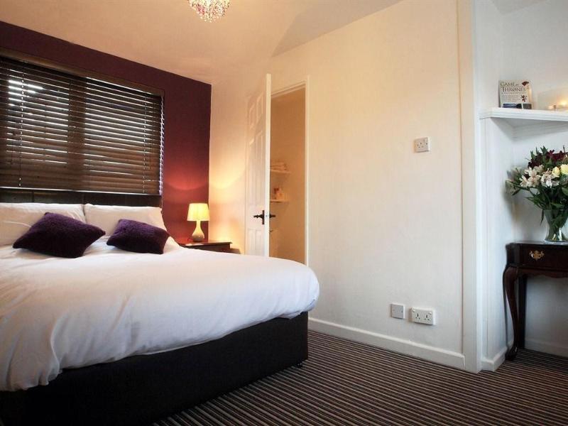 Abbey Bed And Breakfast