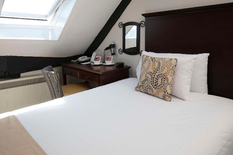 Sleeping Bear Hotel Dorchester