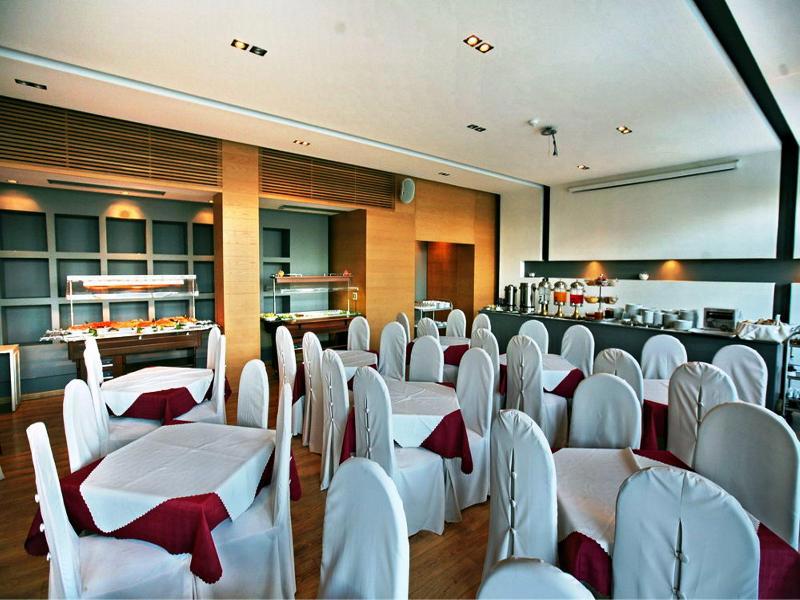 Sandy Bay Hotel fotoğrafı