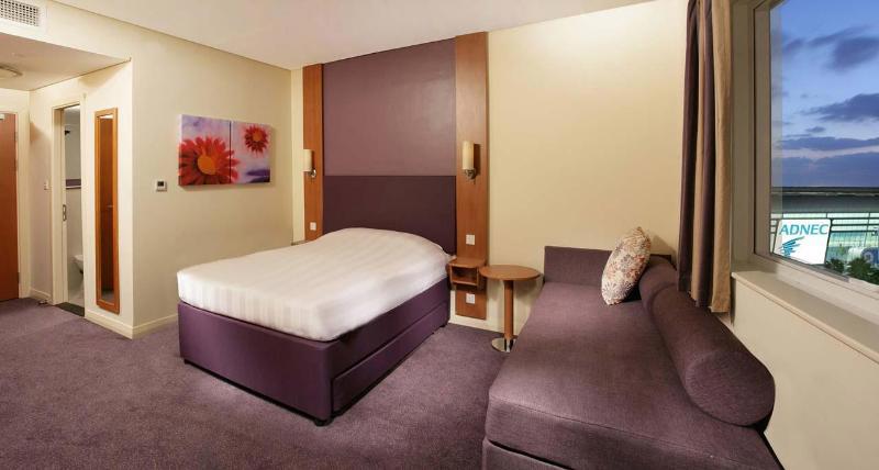 Premier Inn Abu Dhabi Capital Centre galeri fotoğrafı