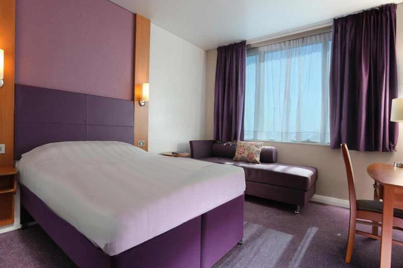 Premier Inn Abu Dhabi Airport (Business Park) galeri fotoğrafı