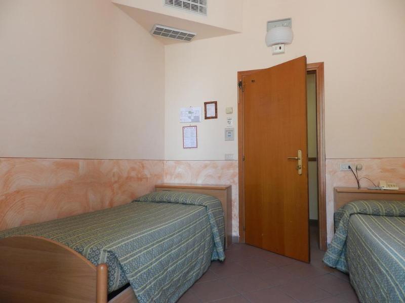 Hotel Monica galeri fotoğrafı