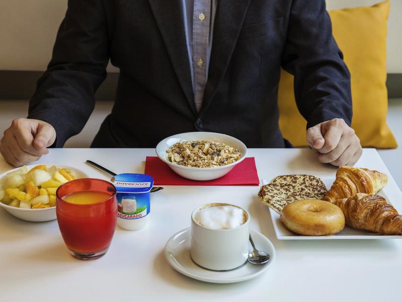 Ibis Barcelona Cornella