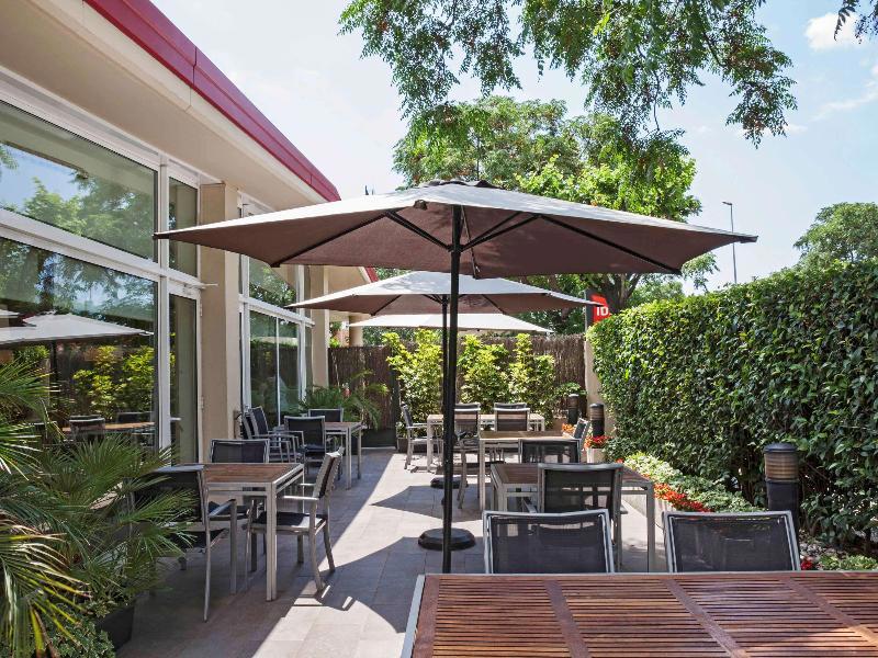 Ibis Barcelona Cornella