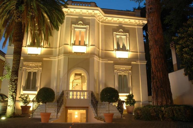 Hotel Flora galeri fotoğrafı