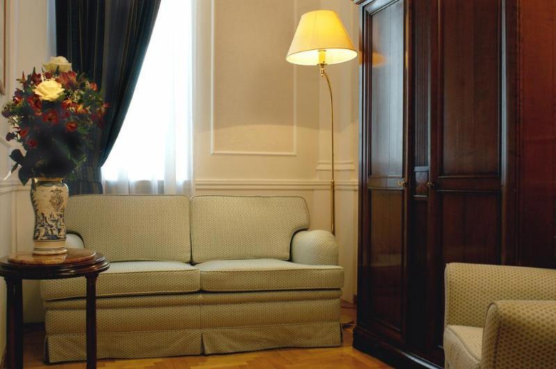 Hotel Flora fotoğrafı