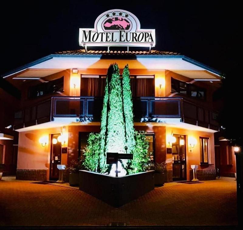 Hotel Motel Europa galeri fotoğrafı