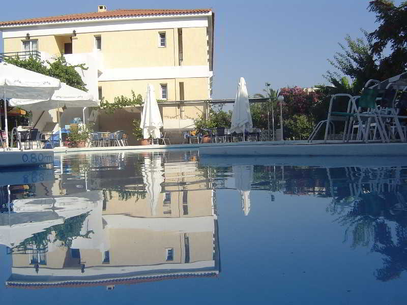Paradise galeri fotoğrafı