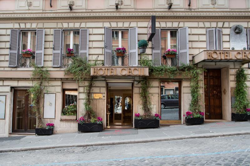 Hotel Cecil