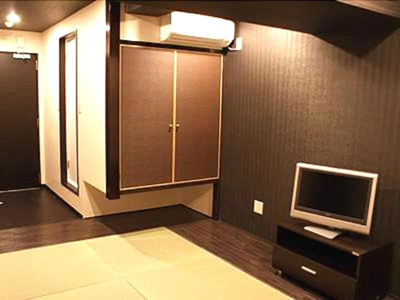 Hotel Livemax Esaka