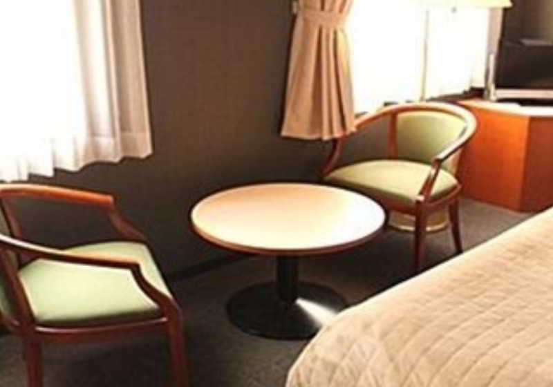 Hotel Livemax Hiratsuka Ekimae