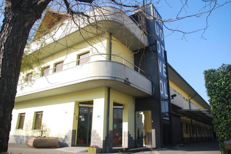 Nuovo Hotel Vigevano galeri fotoğrafı