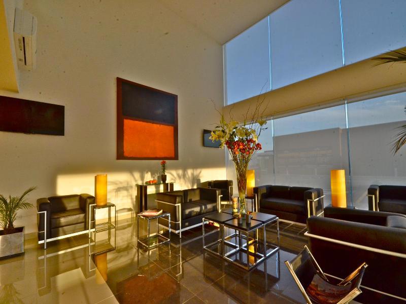 Hotel Mision Express Monterrey Aeropuerto La Fe