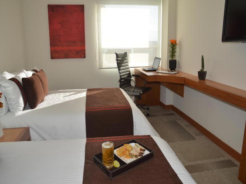Hotel Mision Express Monterrey Aeropuerto La Fe