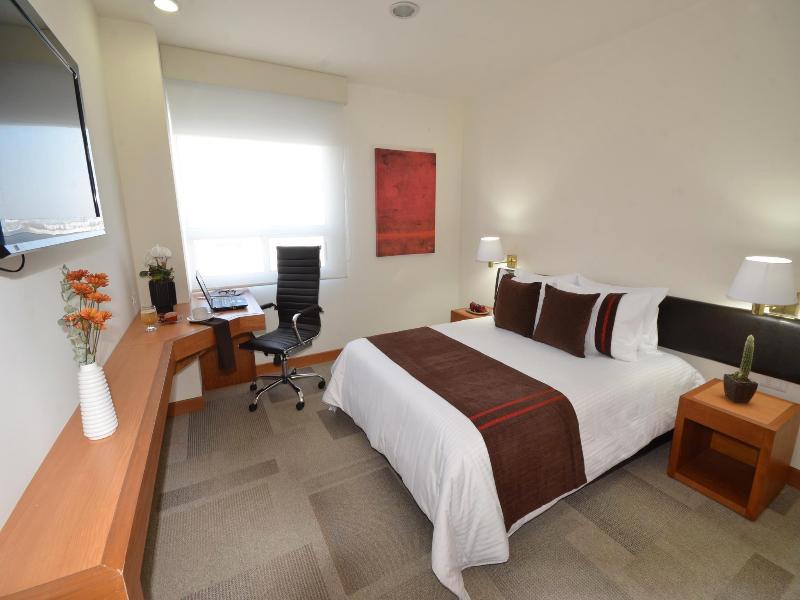 Hotel Mision Express Monterrey Aeropuerto La Fe