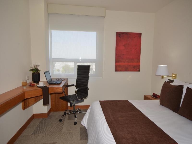 Hotel Mision Express Monterrey Aeropuerto La Fe
