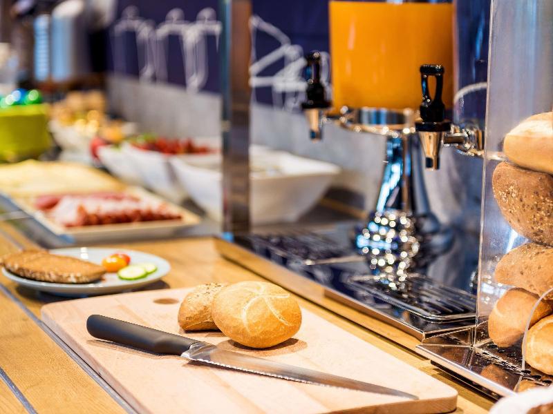 B&B HOTEL Koln-Porz fotoğrafı
