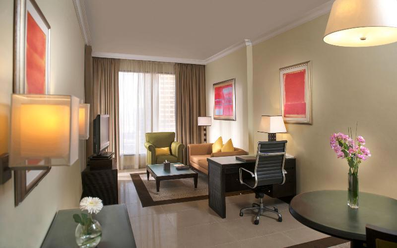 Two Seasons Hotel & Apartments fotoğrafı