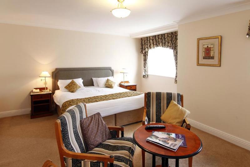 Foxfields Country Hotel