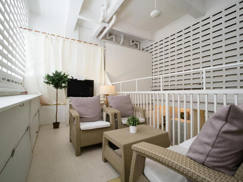 Blanc Inn (Adults Only)