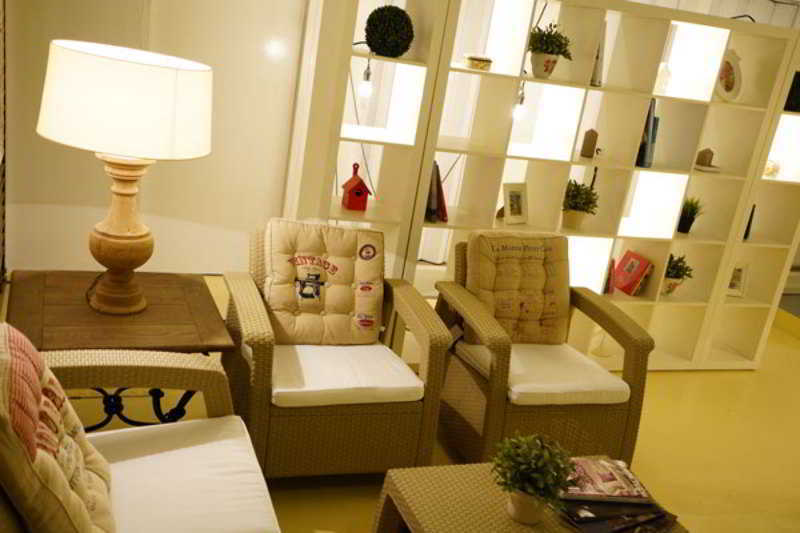 Blanc Inn (Adults Only)