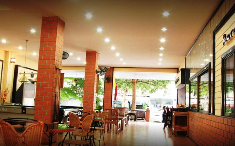 Chaba Chalet Hotel
