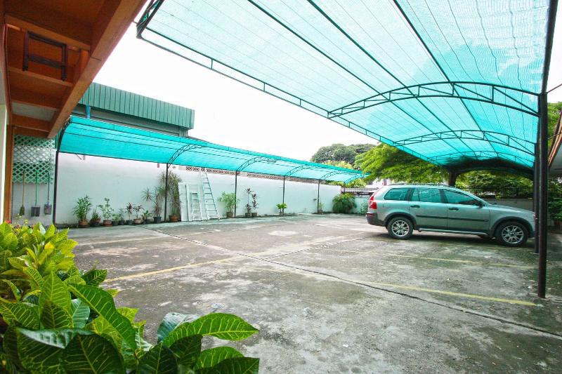 Chaba Chalet Hotel