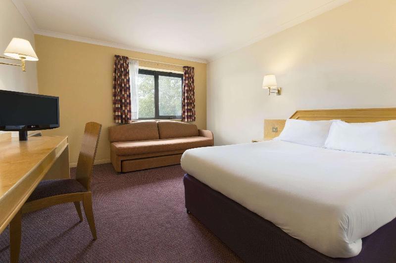 Days Inn By Wyndham Taunton