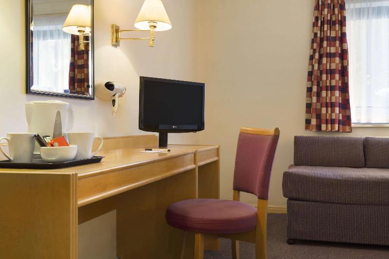 Days Inn By Wyndham Taunton