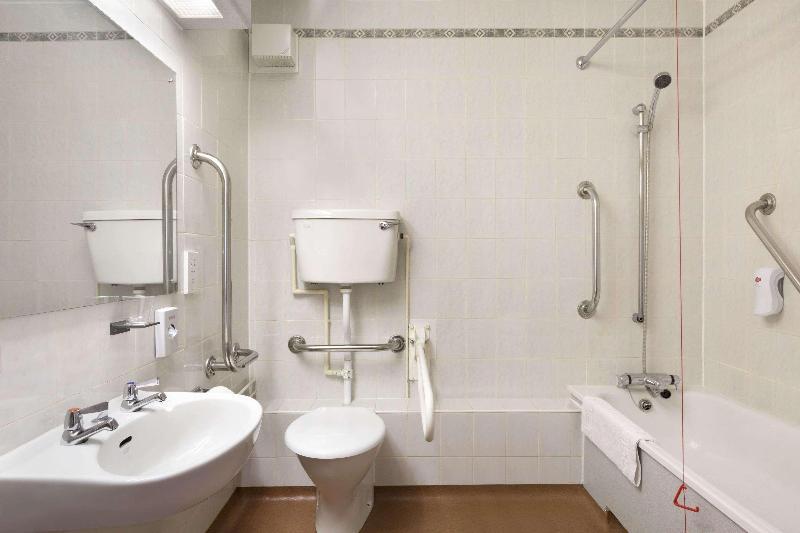 Days Inn By Wyndham Taunton