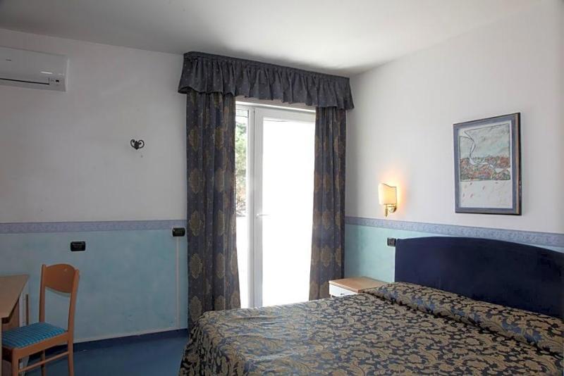 Hotel Carlton fotoğrafı