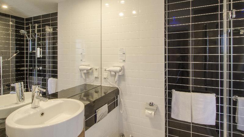 Premier Inn Hamburg City Alster galeri fotoğrafı