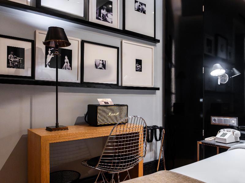 Browns Downtown Hotel