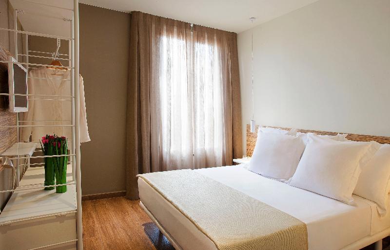 Barcelona Apartment Mila