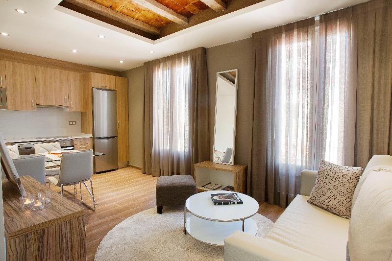 Barcelona Apartment Mila