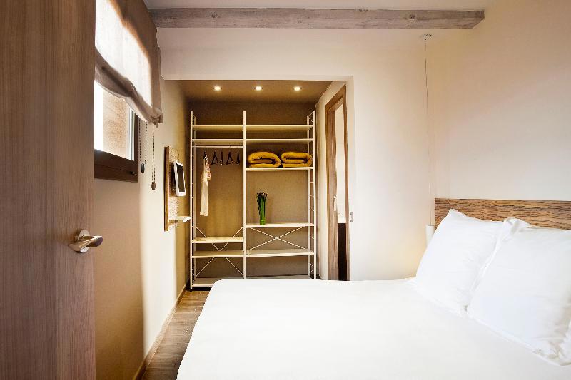 Barcelona Apartment Mila