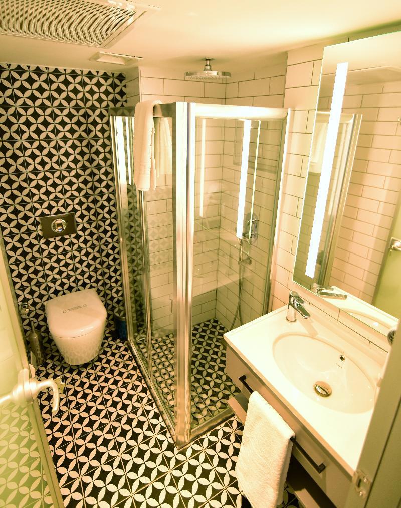 The Row Taksim Hotel