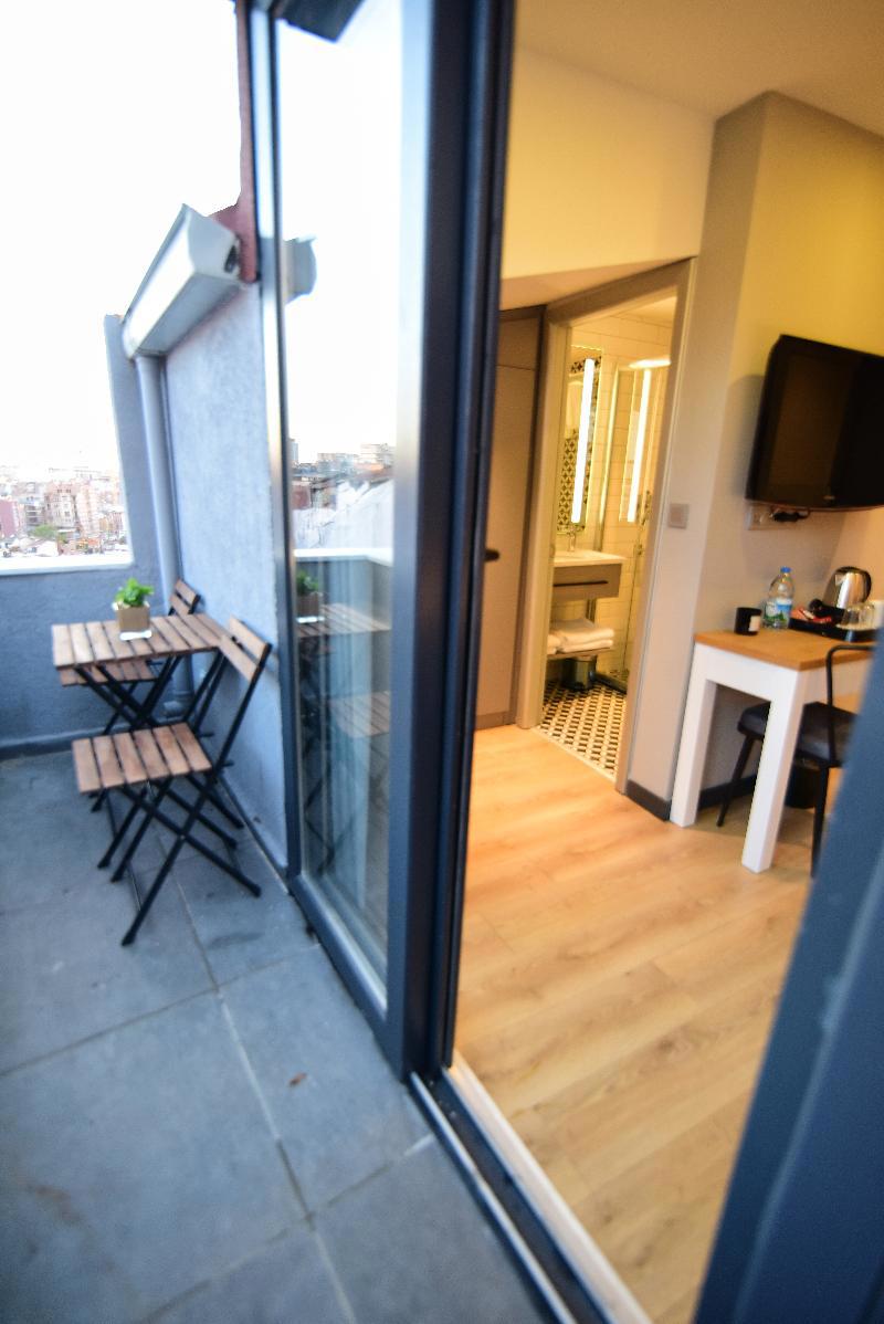 The Row Taksim Hotel