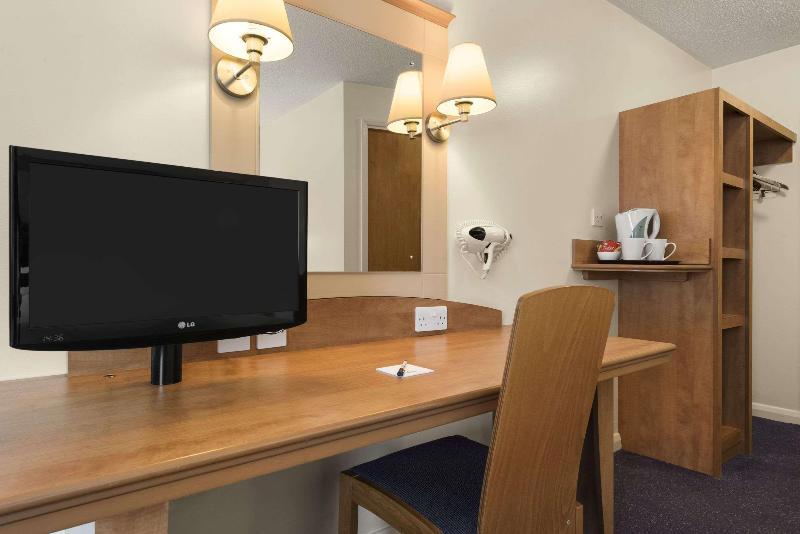 Days Inn By Wyndham Cannock Norton Canes M6 Toll