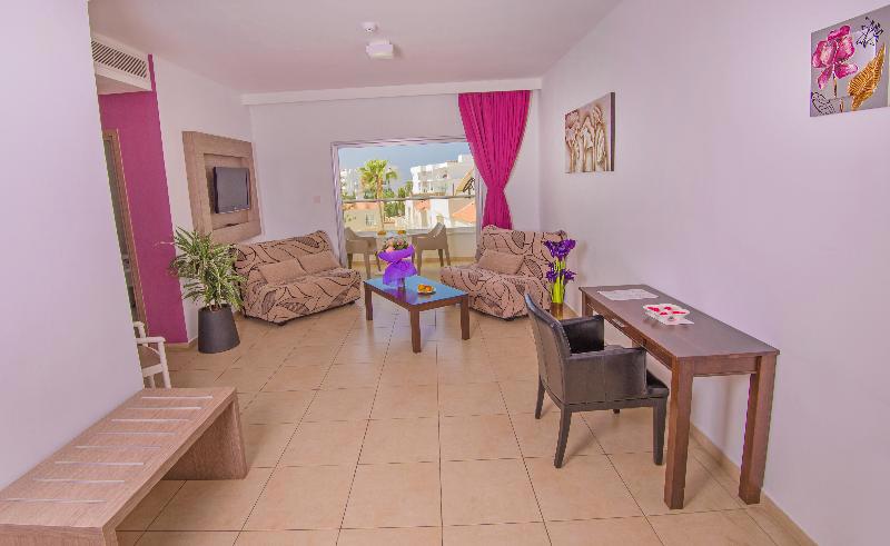 New Famagusta Hotel&Suites galeri fotoğrafı