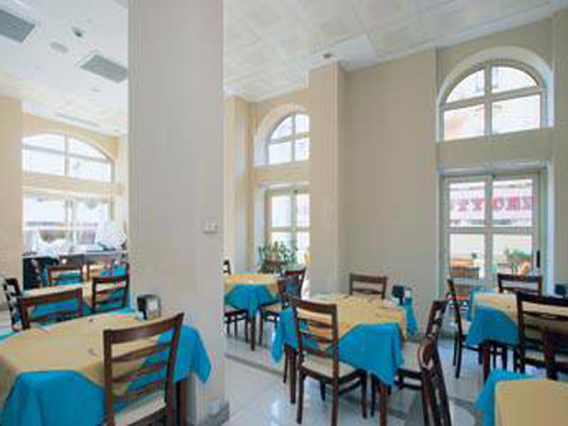 Almena Hotel fotoğrafı